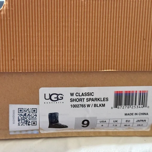 UGG Classic Short Boots with Sequins - Picture 8 of 8